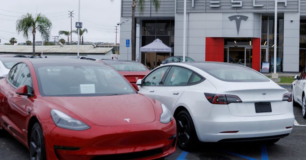 De Verenigde Staten openen een speciaal onderzoek naar de Tesla-crash