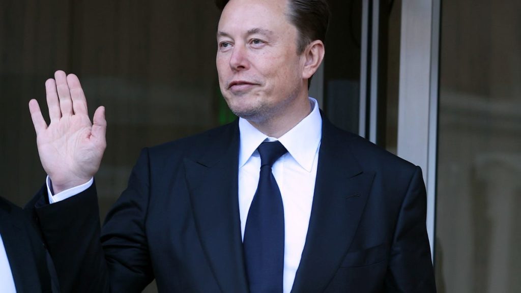 Elon Musk klaagt het advocatenkantoor aan dat hem dwong Twitter te kopen