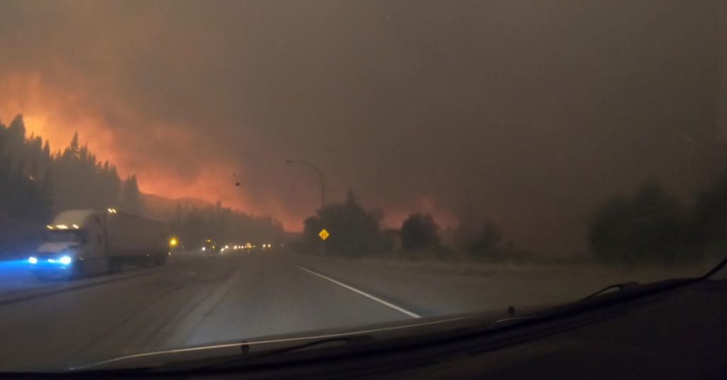 Canada stuurt strijdkrachten naar British Columbia om de zich snel uitbreidende bosbranden te bestrijden