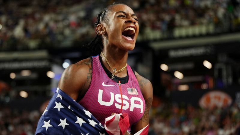 Shakari Richardson wint de 100 meter dames op de Wereldkampioenschappen atletiek