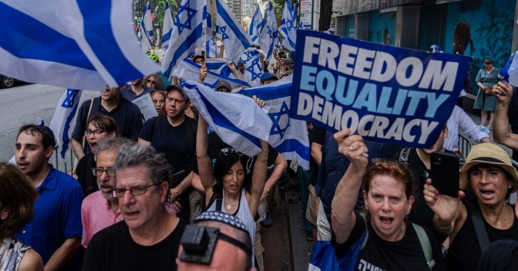 Amerikanen sluiten zich aan bij de Israëliërs die protesteren tegen gerechtelijke veranderingen