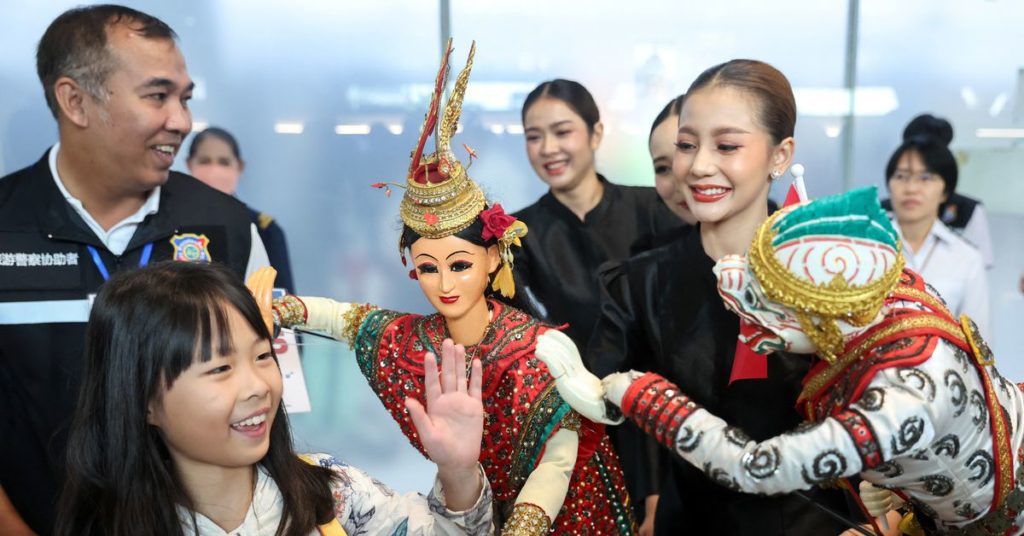 Chinese toeristen krijgen een VIP-welkom als het Thaise visumvrijstellingsprogramma van start gaat