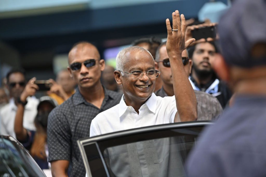 Lokale media zeiden dat de oppositiekandidaat op de Malediven, Mohamed Moez, de tweede ronde bij de presidentsverkiezingen heeft gewonnen