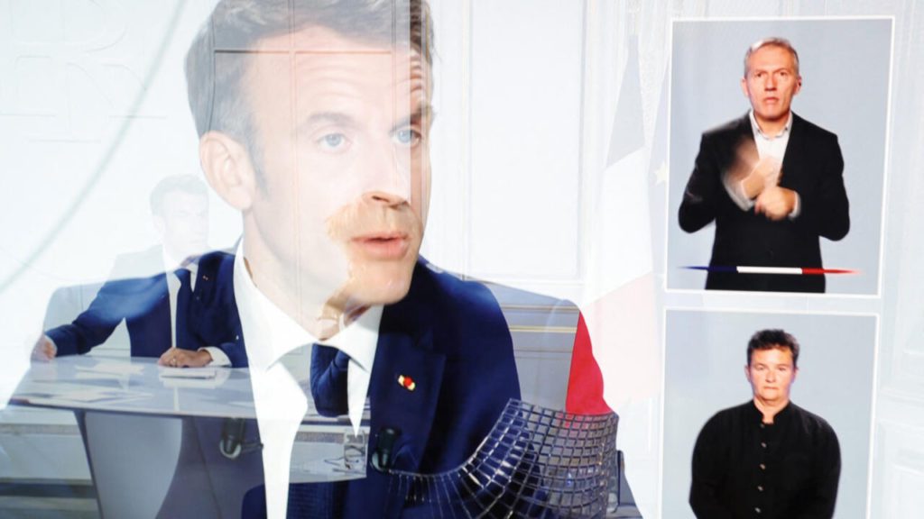 Macron zegt dat Frankrijk zijn ambassadeur en troepen na de staatsgreep uit Niger zal terugtrekken