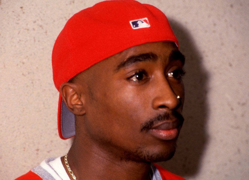 De zus van Tupac Shakur belt Duane Davis voor moord. Cruciaal moment - Deadline