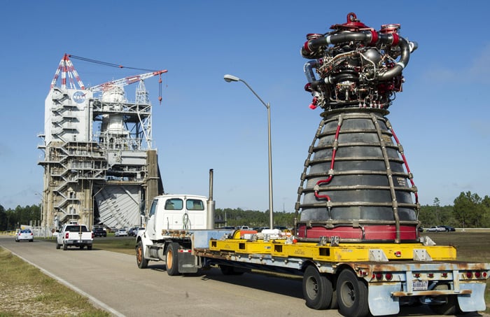 Gemodificeerde hoofdmotor space shuttle klaar voor laatste test • Record