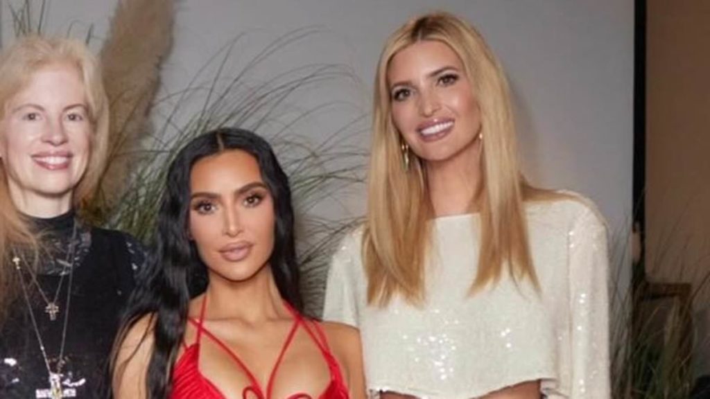 Kim Kardashian poseert met Lauren Sanchez, Ivanka Trump en haar beroemde zussen in meer sociale media-foto's van haar 43e verjaardagsfeestje in Beverly Hills (maar Kourtney heeft het overgeslagen)