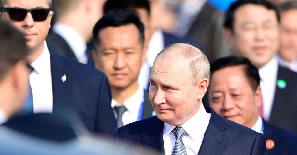 Poetin bezoekt ‘dierbare vriend’ Xi in een blijk van grenzeloos partnerschap