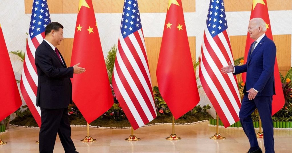 De functionaris zegt dat Biden er bij China op zal aandringen de militaire banden met de Verenigde Staten te hervatten
