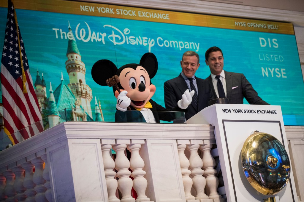 Disney herstelt de dividenden en wijzigt de statuten nu de deadline van Nelson Peltz nadert