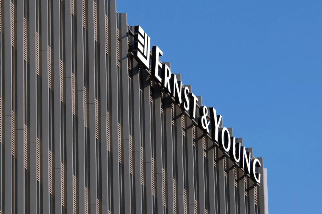 Ernst & Young ontslaat tientallen partners in zijn Amerikaanse divisie