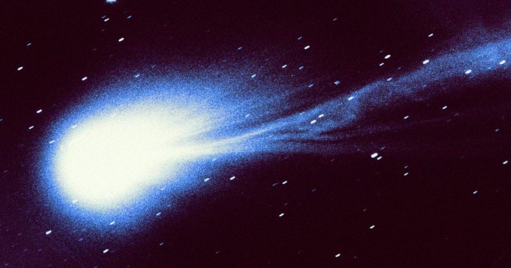De komeet van Halley bereidt zich voor op zijn terugreis naar de aarde