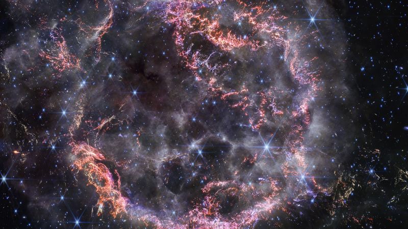 Deze afbeelding met de Webb-telescoop geeft de binnenkant van een supernova het beste weer
