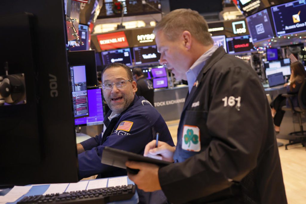 Dow Jones stijgt naar recordhoogte, aandelen stijgen nadat Fed renteverlagingen voorspelt