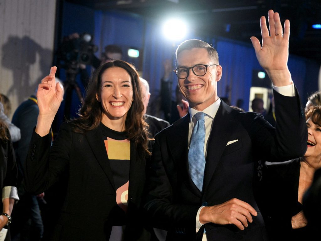 Staub wint nipt eerste ronde Finse presidentsverkiezingen |  Verkiezingsnieuws