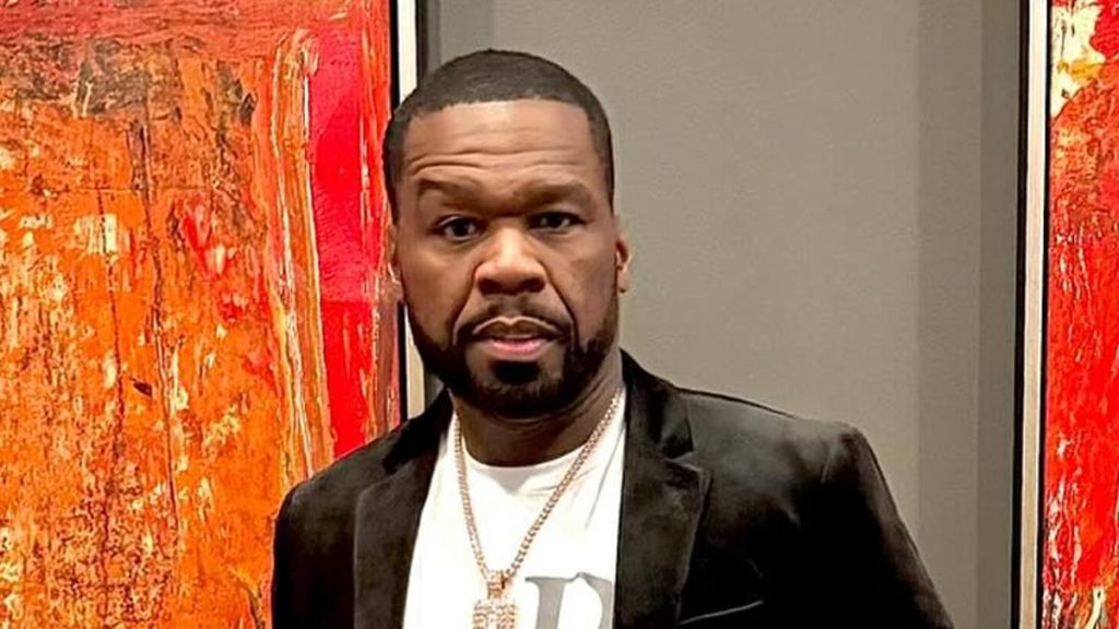 50 Cent houdt vol dat hij niet Ozempic is, terwijl hij onthult dat hij 40 pond is afgevallen... twee jaar nadat hij werd beschaamd vanwege zijn Super Bowl-optreden en in een meme veranderde