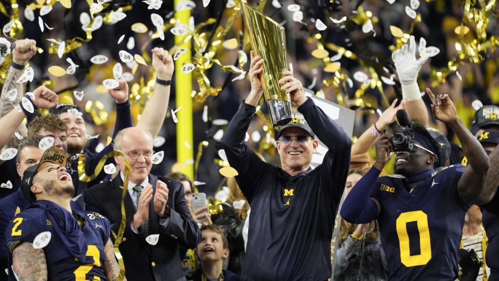 College Football: De Michigan Wolverines verslaan de Washington Huskies om de nationale titel te winnen