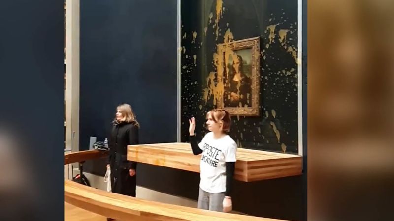 Mona Lisa: Soep gegooid op het schilderij in het Louvre in Parijs - Franse openbare radio