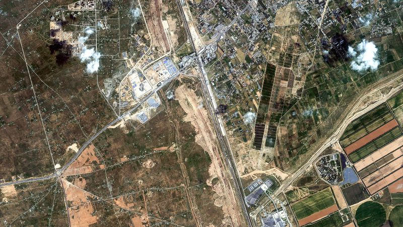 Satellietbeelden lieten zien dat Egypte een nieuwe bufferzone aan het bouwen is van meer dan 3,2 kilometer breed aan de grens met Gaza