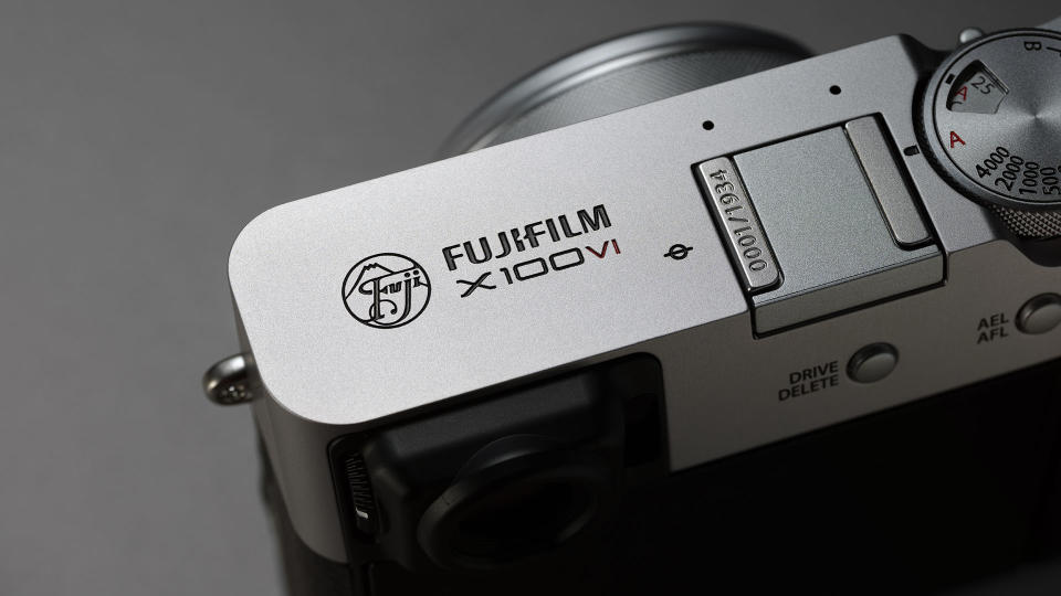 Fujifilm vernieuwt een cultklassieker met de snellere X100VI-compactcamera van $ 1.600