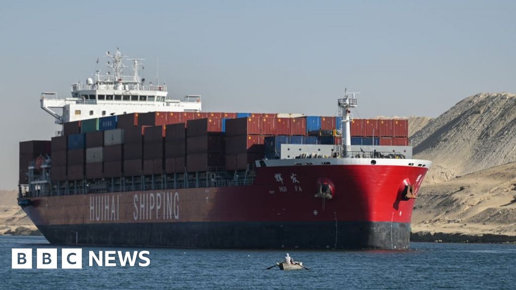 Bedrijven zeggen dat de aanvallen op de Rode Zee goederen vertragen en de kosten opdrijven