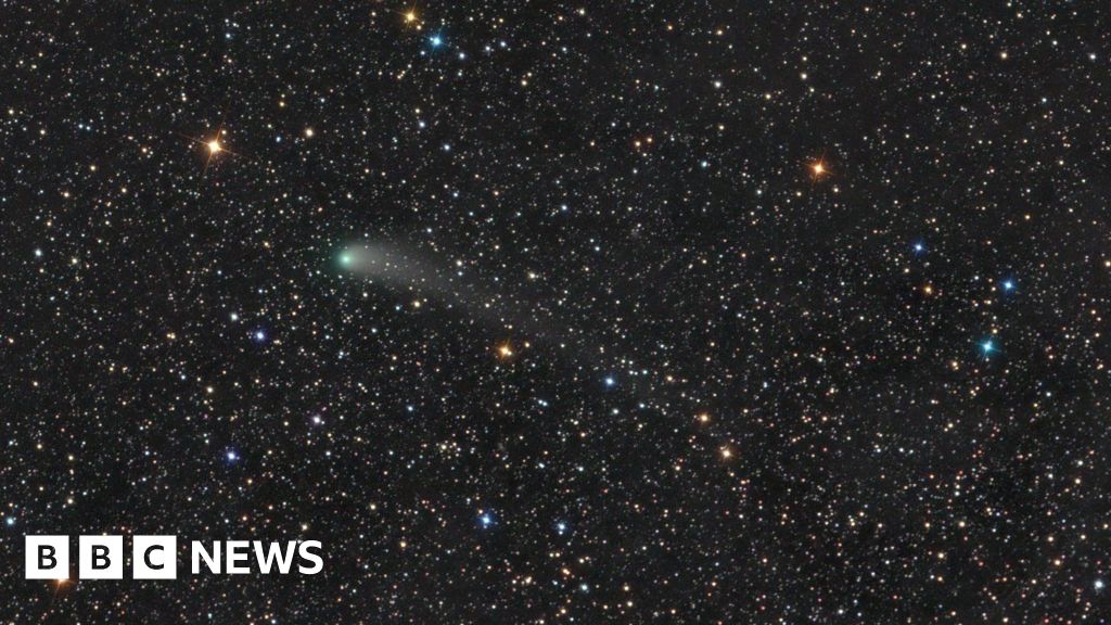 De Universiteit van Reading roept sterrenkijkers op om een ​​zeldzame komeet te fotograferen