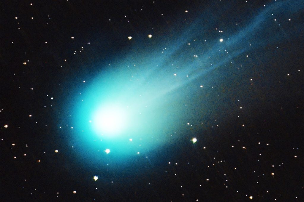 De koude, vulkanische komeet "Mother of Dragons" is nu te zien vanaf de aarde • Earth.com