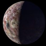 NASA's Juno-sonde legt verbluffende beelden vast van Jupiters vulkanische maan Io (video)