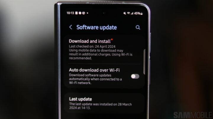 Samsung Galaxy Z Fold 5 software update