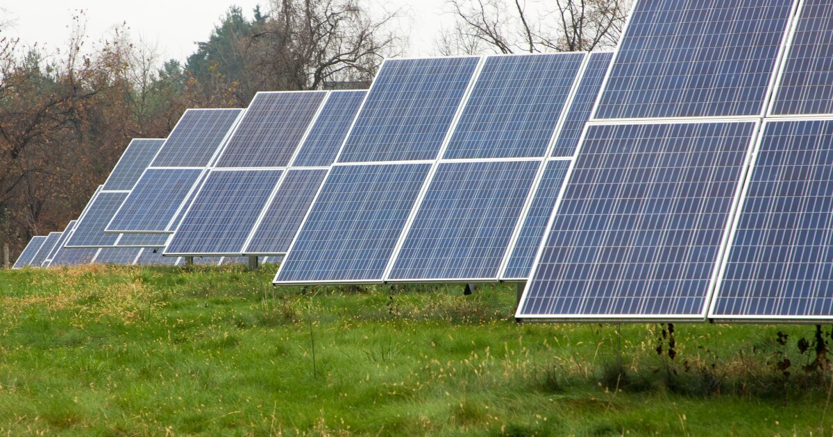 Een populair, tweeledig zonneprogramma om Pa. Scholen te besparen op energiekosten kunnen binnenkort donker worden