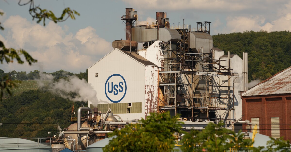 Clairton Coke Works, site van de explosie van maandag, heeft een geschiedenis van problemen