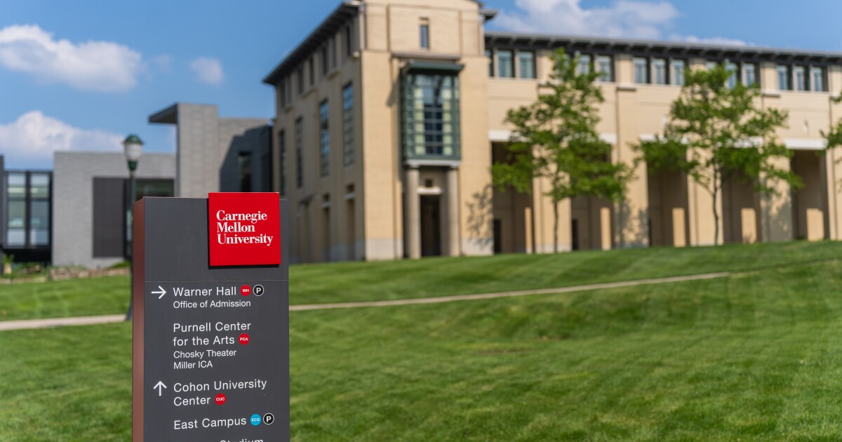 Pittsburgh -universiteiten zien een verhoogde inschrijving, maar sommige staan ​​voor nieuwe uitdagingen