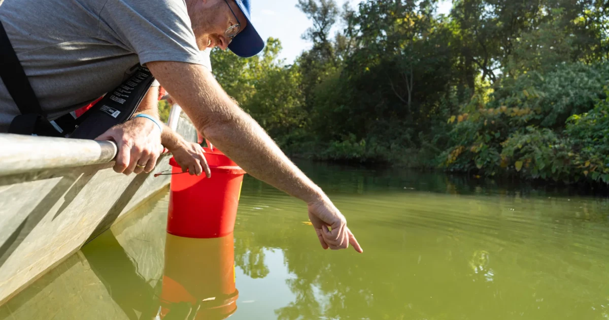 Plastic fabrikant stemt in met $ 2,6 miljoen schikking voor vervuiling in de zijrivier van Ohio River