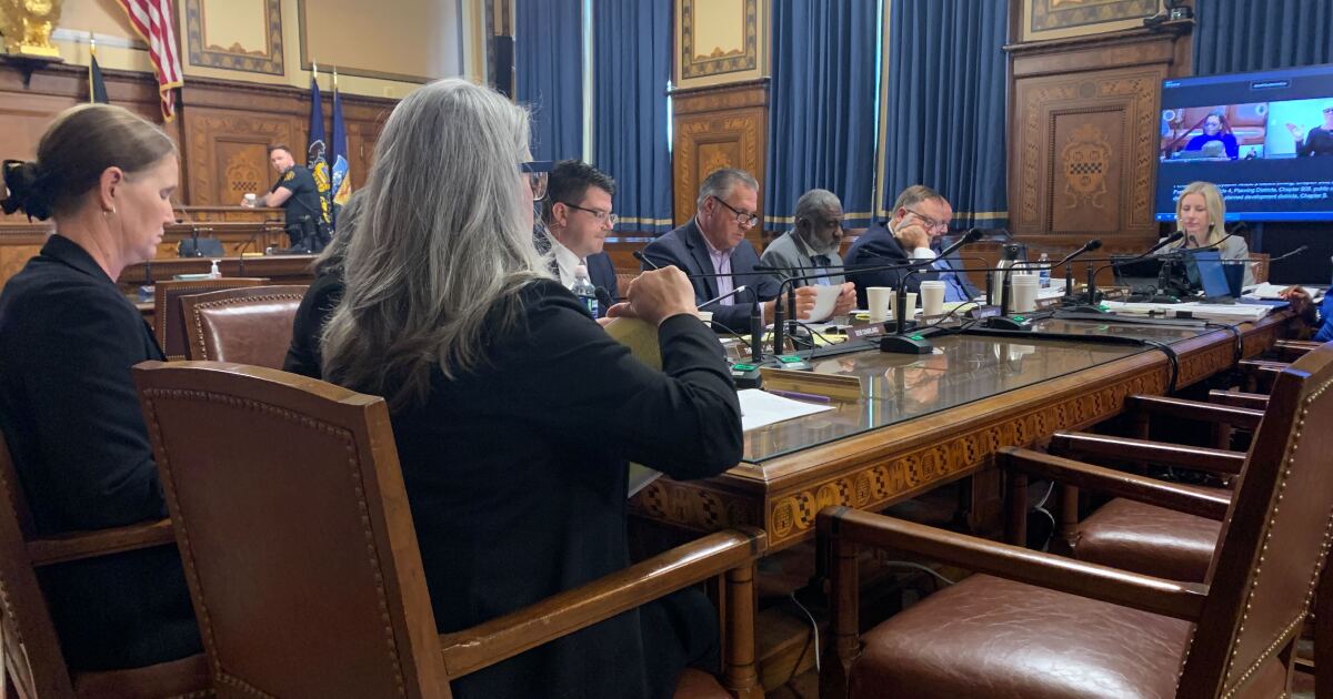 Het debat over inclusieve bestemmingsplannen woedt voort terwijl de gemeenteraad van Pittsburgh stemt om het voorgestelde beleid te herschrijven