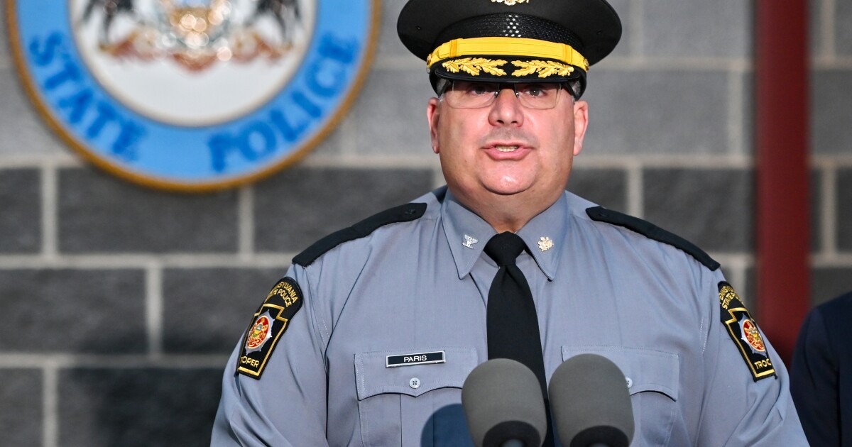 Paris verlaat zijn rol als commissaris van de staatspolitie van Pennsylvania om een ​​baan bij de FBI aan te nemen