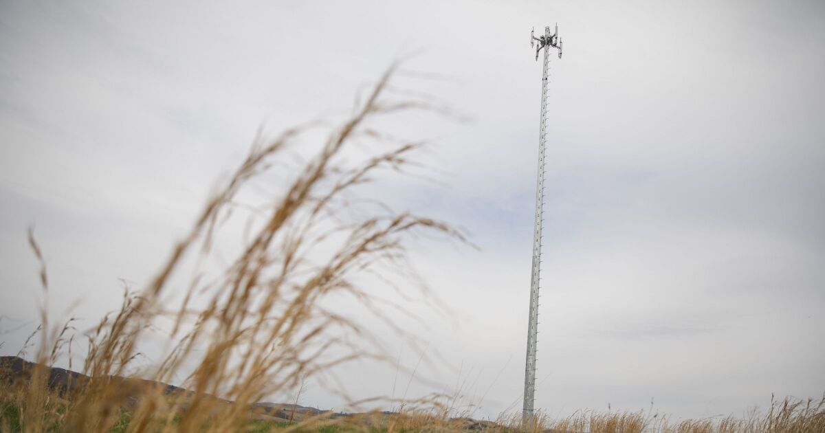 De arbeidswetgeving in Paas zou een knelpunt kunnen worden tussen de staat en de FBI, nu er 711 miljoen dollar op het spel staat voor breedband