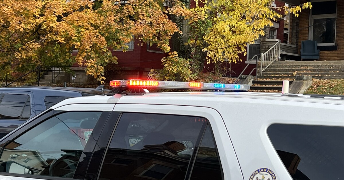 De politie van Pittsburgh voert de patrouilles op omdat bedreigingen en beledigingen op de politieradio blijven verschijnen