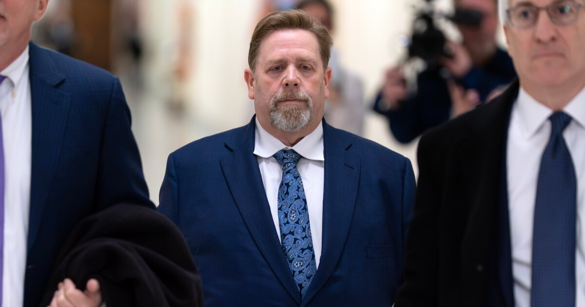 De voormalige advocaat van Epstein getuigt dat hij ‘geen enkele kennis’ had van misdaden