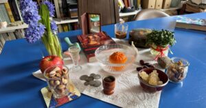 'Iedereen droeg zwart.' Hoe de Iraanse diaspora Nowruz tijdens de oorlog observeert