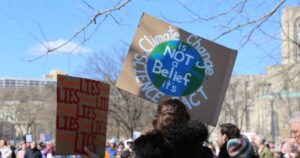 Pittsburgh 'Stand Up for Science'-bijeenkomst om de aandacht te vestigen op de gevolgen van het harde optreden tegen immigratie