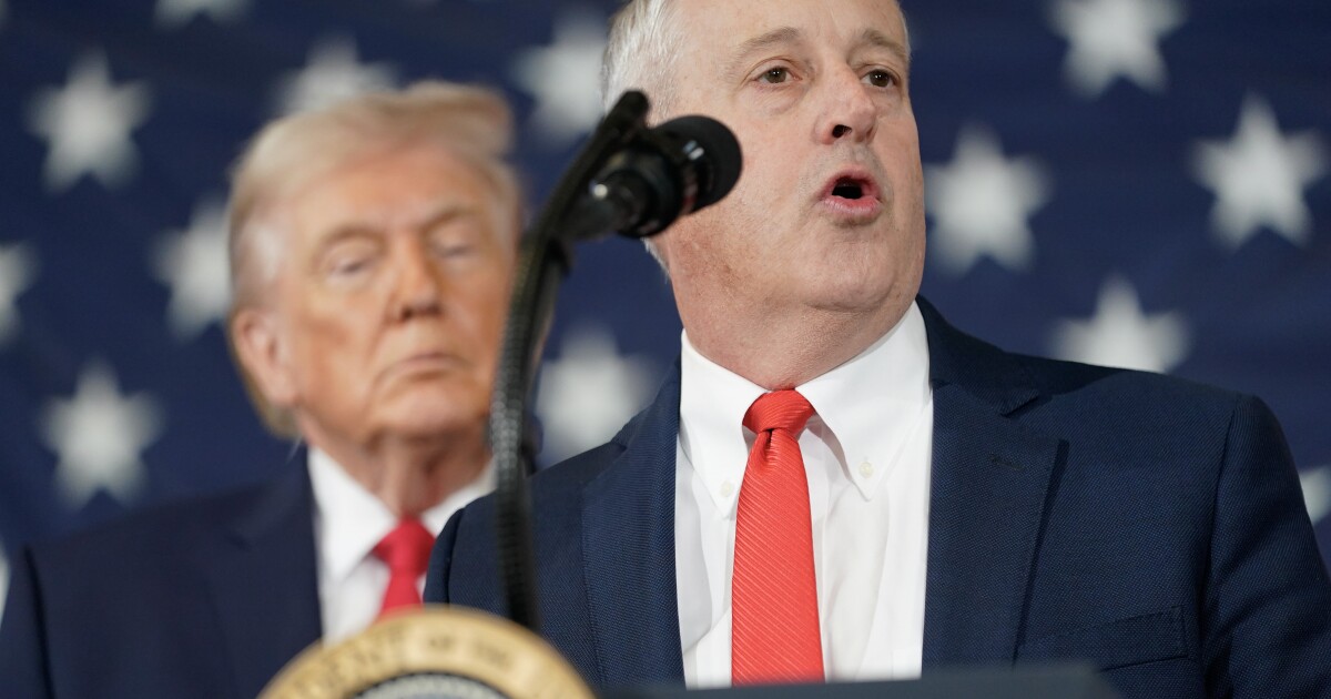 Roy Cooper en Michael Whatley gaan strijden om een ​​zetel in de Amerikaanse Senaat in North Carolina, waar veel op het spel staat