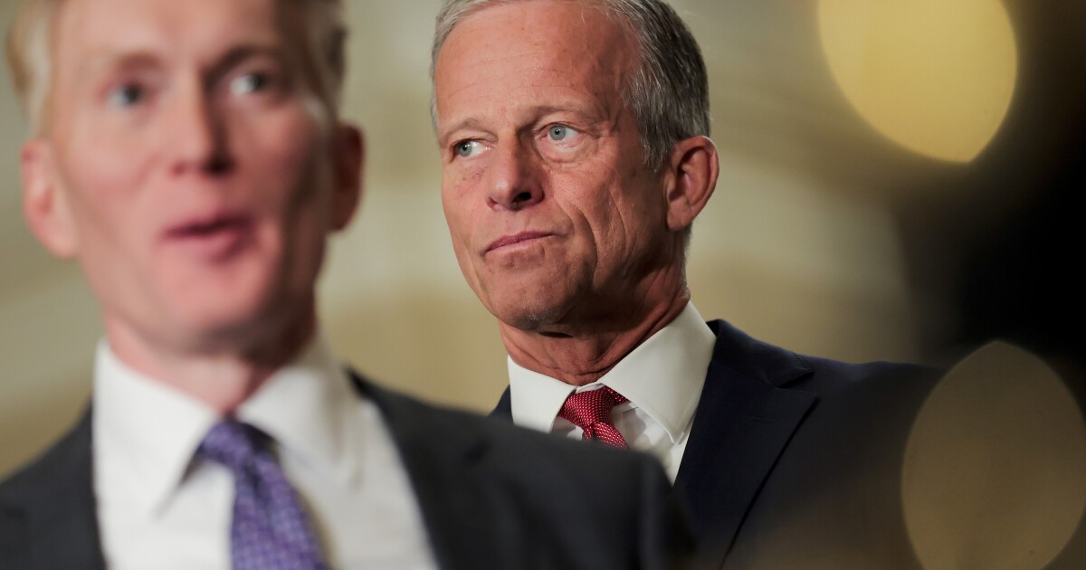 De Senaat stemt om het partijdige financieringsproces voor ICE op gang te brengen. Hier ziet u hoe dat werkt