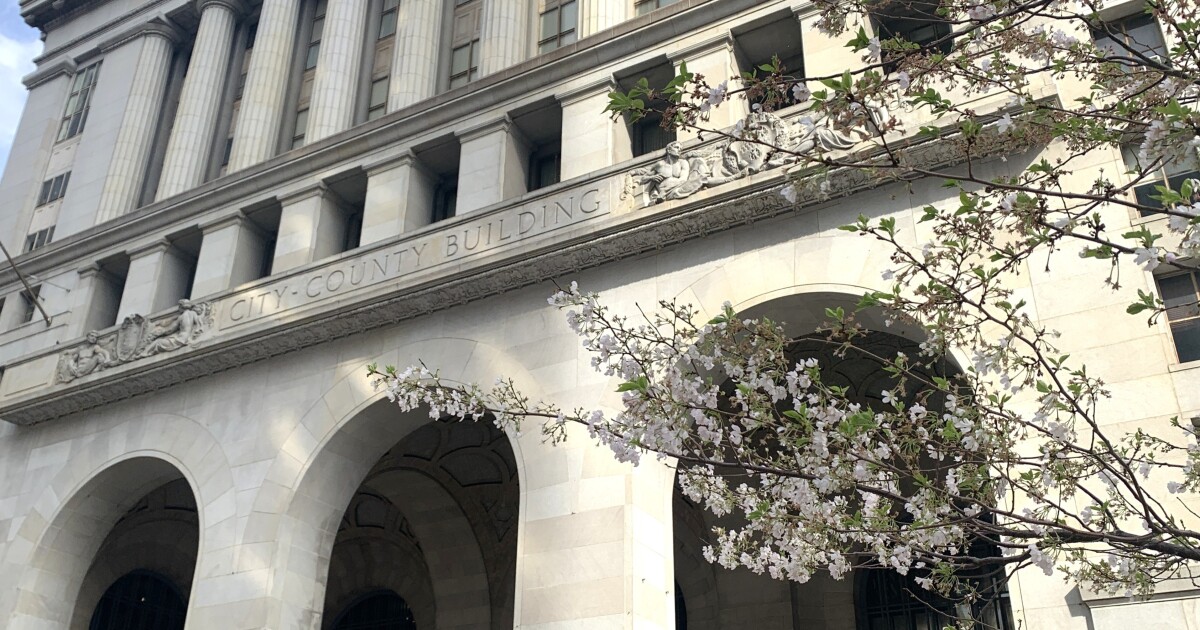 De gemeenteraadsleden van Pittsburgh stellen voorgestelde begrotingswijzigingen voor 2026 voor