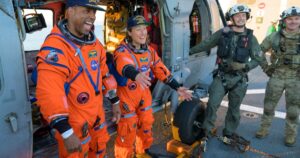 De splashdown van Artemis II trekt landelijke aandacht