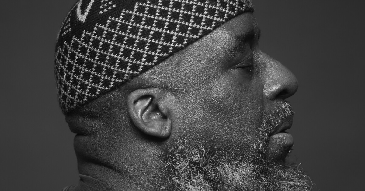 Een bezoekende fotograaf viert queer Black Pittsburghers