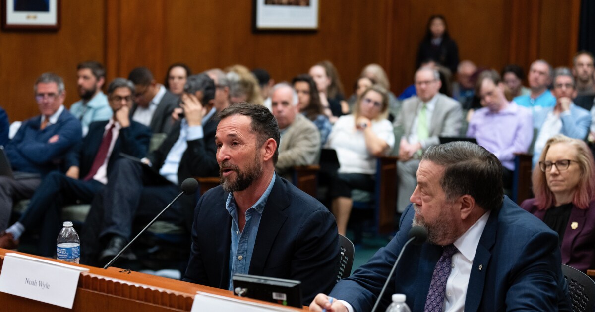 Noah Wyle vertelt dat 'The Pitt'-shows de tv- en filmproductie in de VS nieuw leven kunnen inblazen