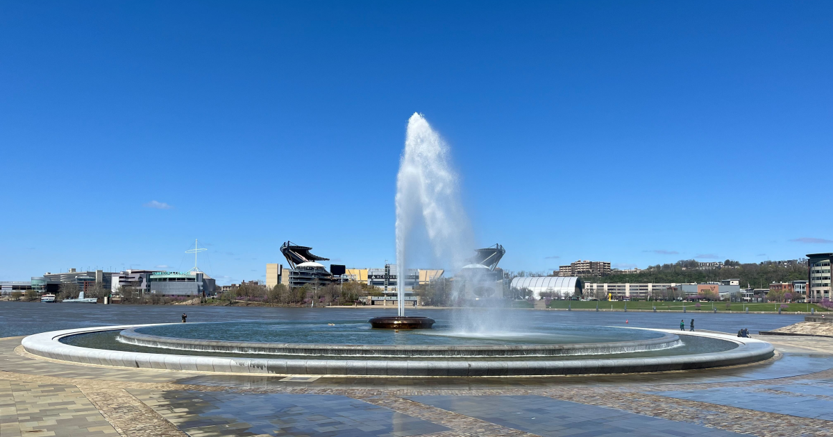 Point State Park-waterfontein stroomt na een upgrade van $ 3,4 miljoen voorafgaand aan de NFL-trekking