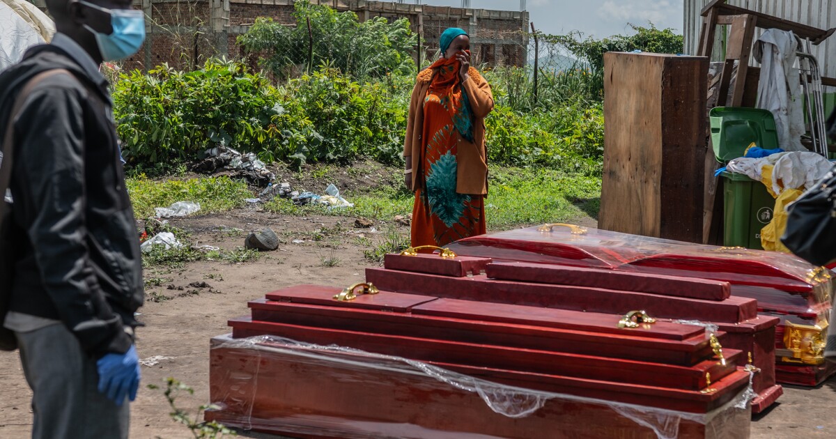 De angst voor ebola neemt toe in Congo vanwege de snelle verspreiding van een zeldzaam type