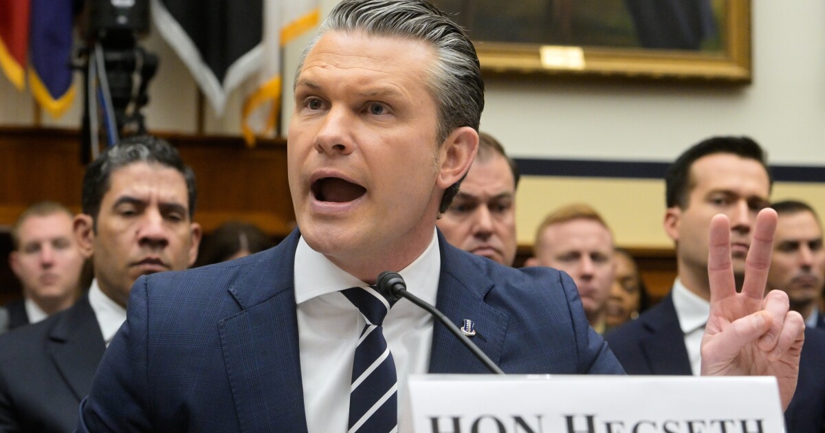 Hegseth wordt tijdens zijn eerste congresoptreden sinds het begin van de oorlog geconfronteerd met vragen over Iran