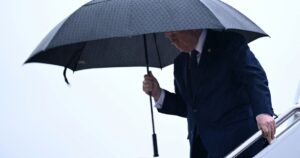 Trump zegt dat de VS en Iran een vredesakkoord naderen. En Paus Leo weegt in op de opkomst van AI